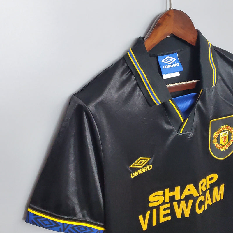 MANCHESTER UNITED II 93/95 MEN (RETRO)