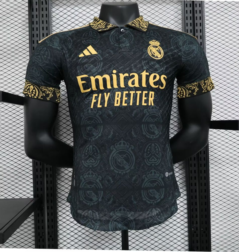 REAL MADRID BLACK LIMITED EDITION 24/25 MEN (PLAYER VERSION)