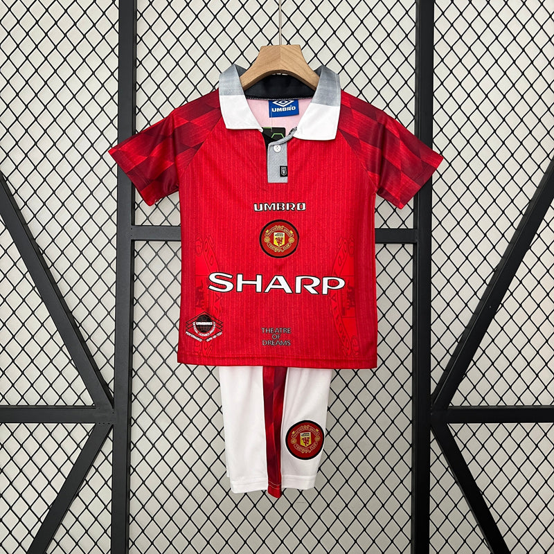 MANCHESTER UNITED I 96/97 CONJUNTO INFANTIL (RETRO)