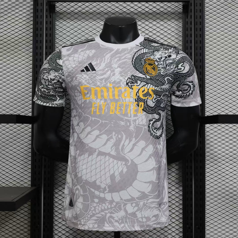 REAL MADRID EDICIÓN LIMITADA DRAGON III 24/25 HOMBRE (VERSIÓN JUGADOR)