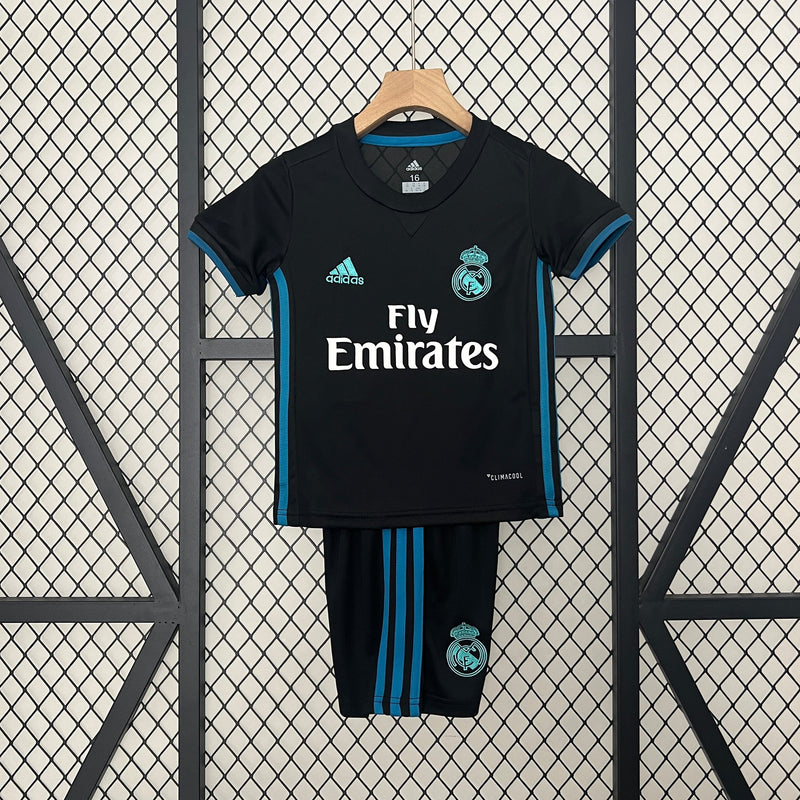 REAL MADRID II 17/18 KIDS KIT (RETRO) 