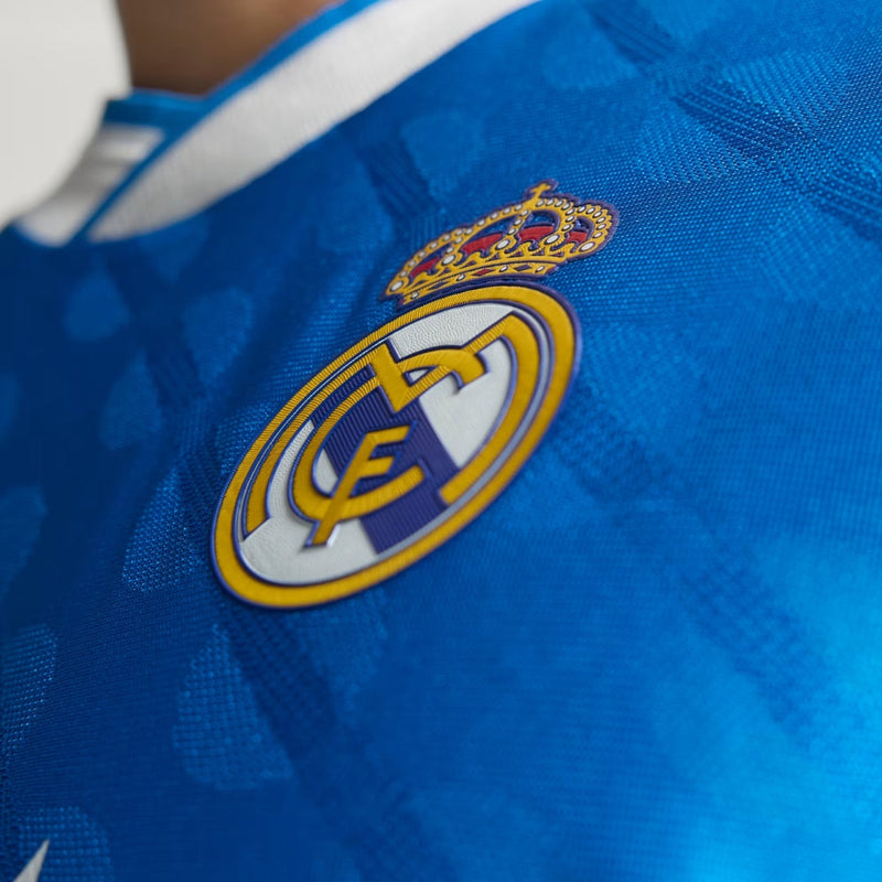 REAL MADRID III 25/26 HOMBRE (VERSIÓN JUGADOR)