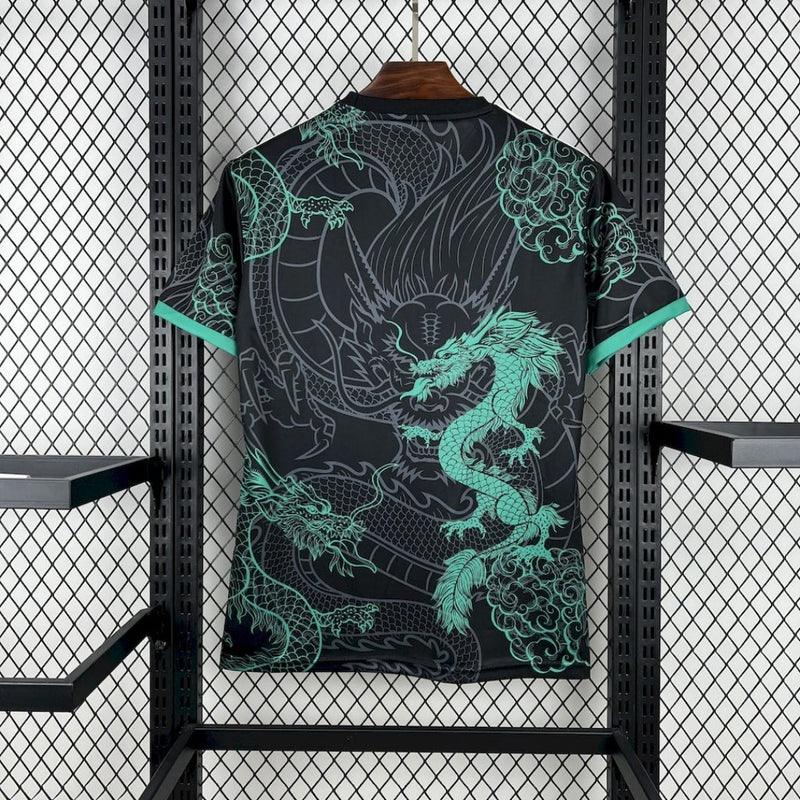 REAL MADRID EDICIÓN ESPECIAL NEGRO Y VERDE 25/26 HOMBRE