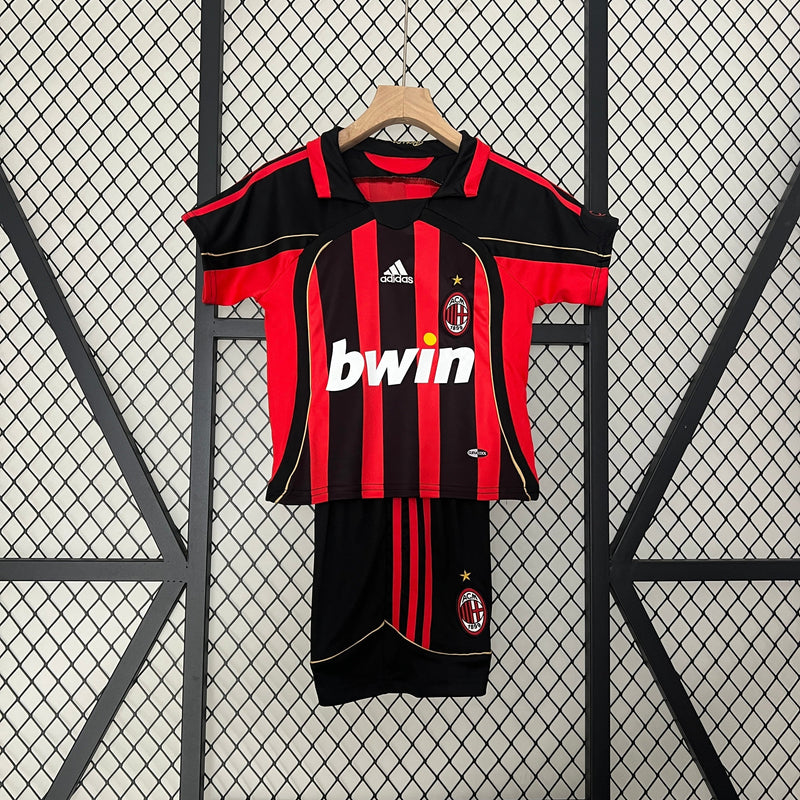 MILAN I 06/07 CHILDREN'S KIT (RETRO) 